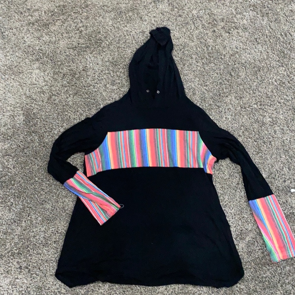Women’s long sleeve shirt